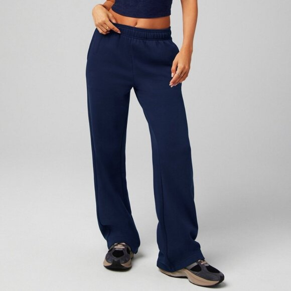 NWT Fabletics Women's Cozy Fleece Wide Leg Sweatpant Navy Size L - Picture 1 of 8